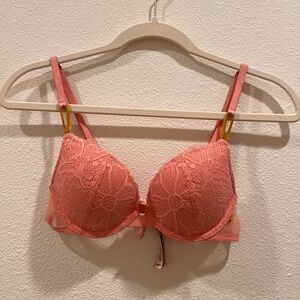 Victoria’s Secret Pink Lace Push-Up Bra | 32B